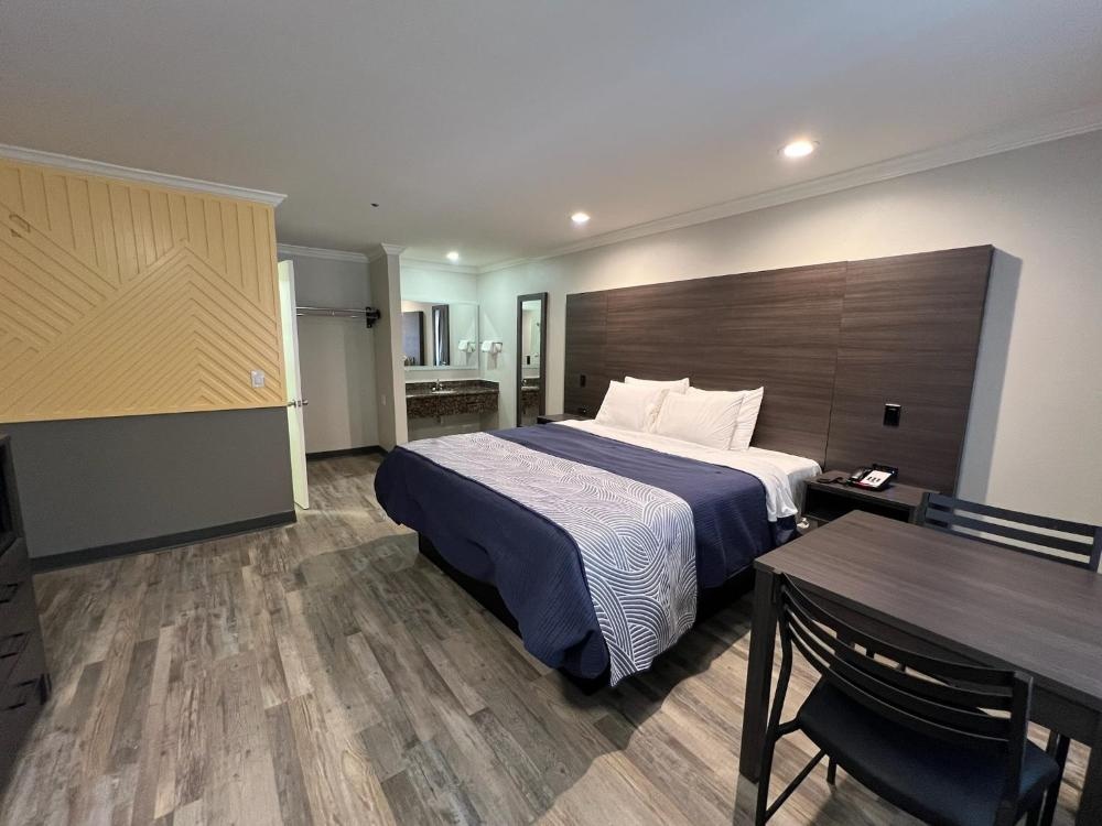 Cloud 9 Inn LAX Image 11