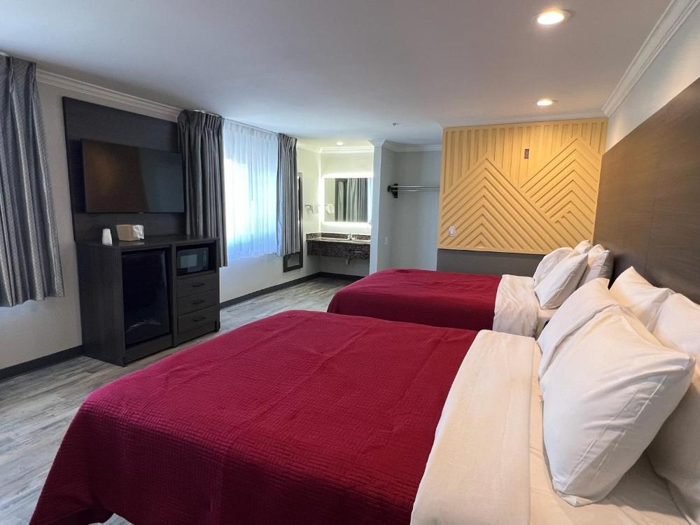 Cloud 9 Inn LAX Image 20